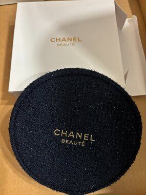 NEW Chanel Beauté Sparkling Navy Blue Tweed Round Cosmetic Pouch